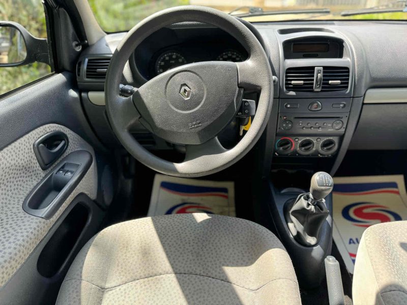 RENAULT CLIO II 2006 1.2 75cv CAMPUS