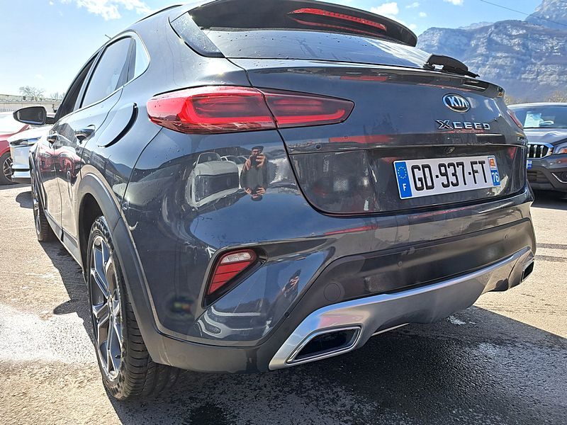 KIA XCEED 2021