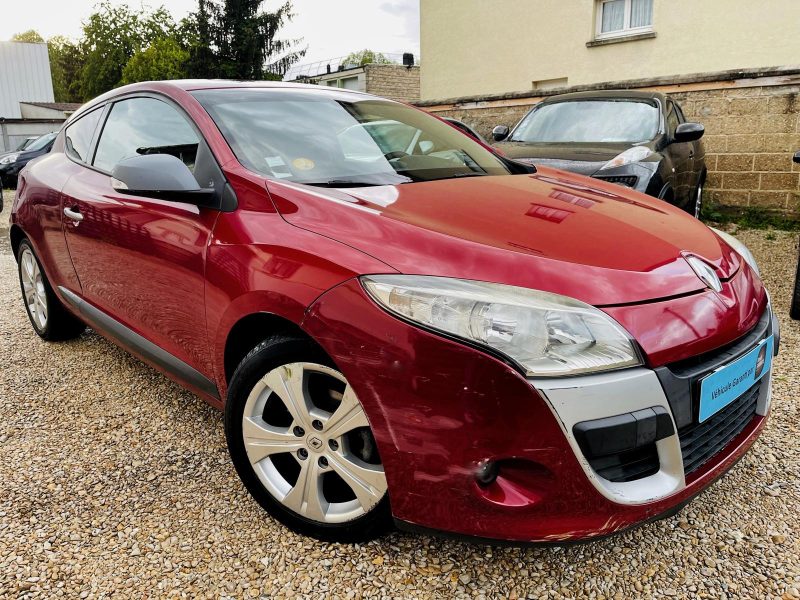 RENAULT MEGANE III COUPE 2010