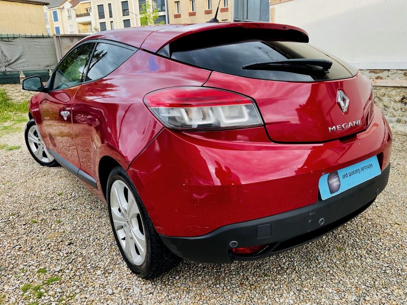 RENAULT MEGANE III COUPE 2010