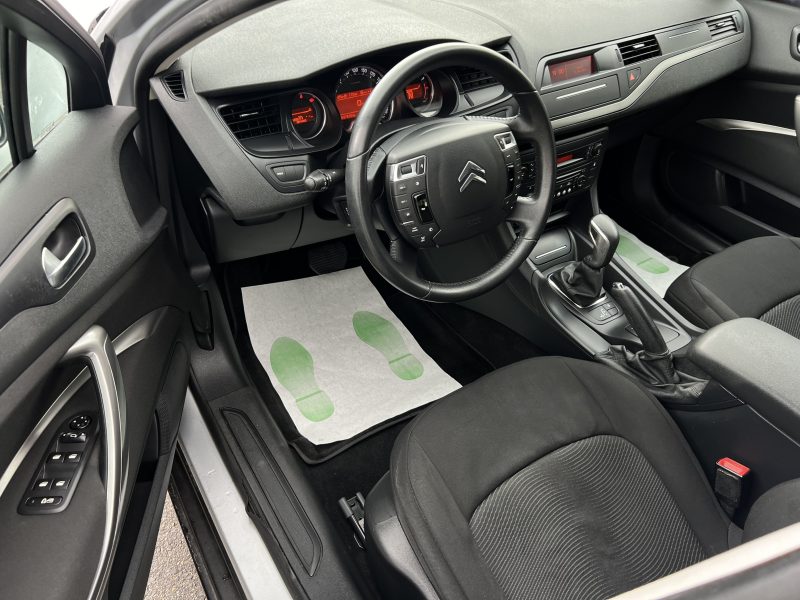 CITROEN C5 II PHASE 2 1.6 VTI 120 Cv PREMIERE MAIN / BOITE AUTOMATIQUE 47 700 Kms - Garantie 1 an