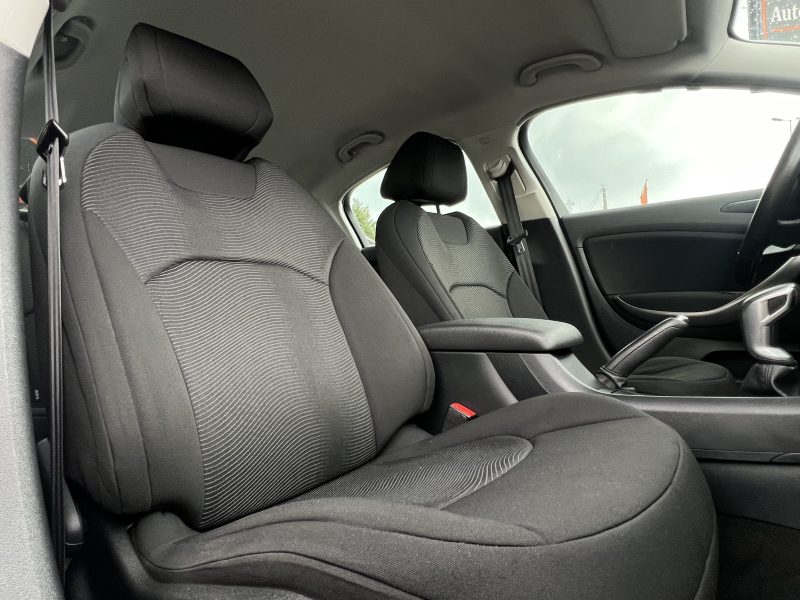 CITROEN C5 II PHASE 2 1.6 VTI 120 Cv PREMIERE MAIN / BOITE AUTOMATIQUE 47 700 Kms - Garantie 1 an