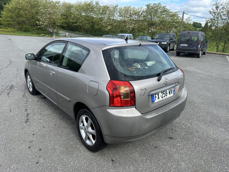TOYOTA COROLLA 2004