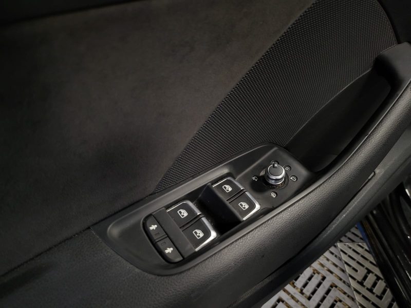 AUDI A3 Sportback 1.4 TFSI e-tron 204cv AMBITION LUXE /VIRTUAL COCKPIT+ATTELAGE+CAMERA/