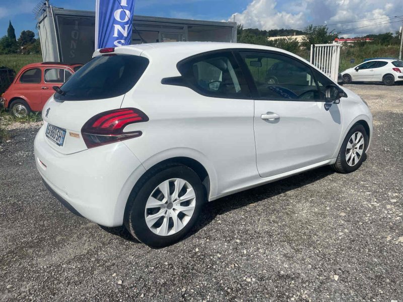 PEUGEOT 208 I 2016