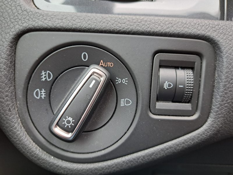 VOLKSWAGEN GOLF VII 2017