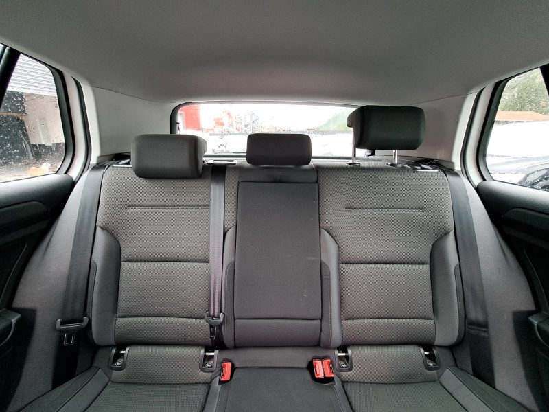 VOLKSWAGEN GOLF VII 2017