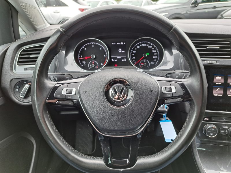 VOLKSWAGEN GOLF VII 2017