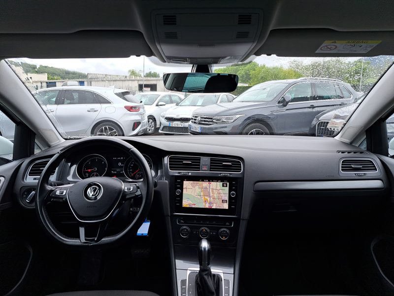 VOLKSWAGEN GOLF VII 2017