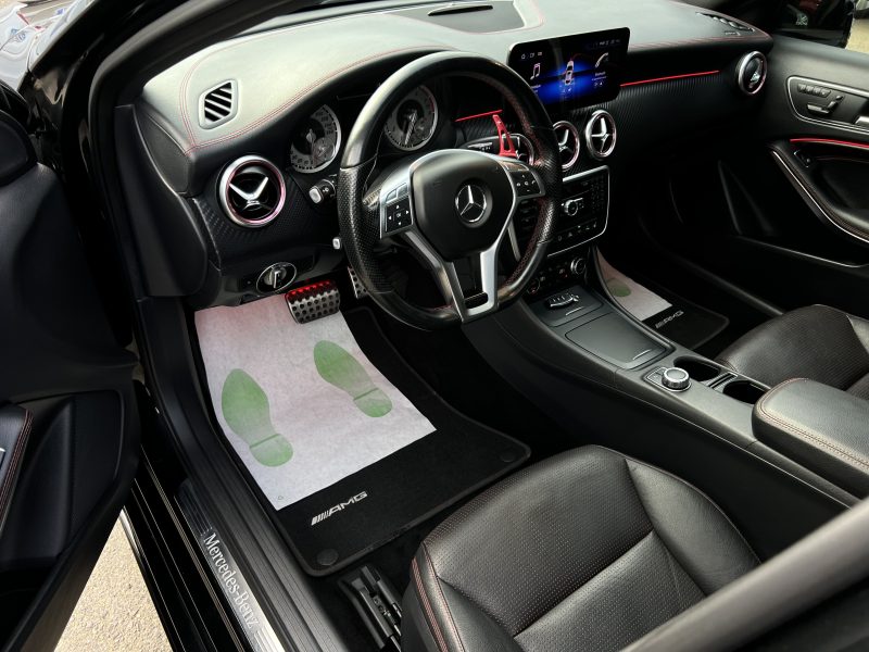 MERCEDES CLASSE A III 250 4MATIC FASCINATION 2.0 211 Cv TOIT OUVRANT APPLE & ANDROID Garantie 1 an