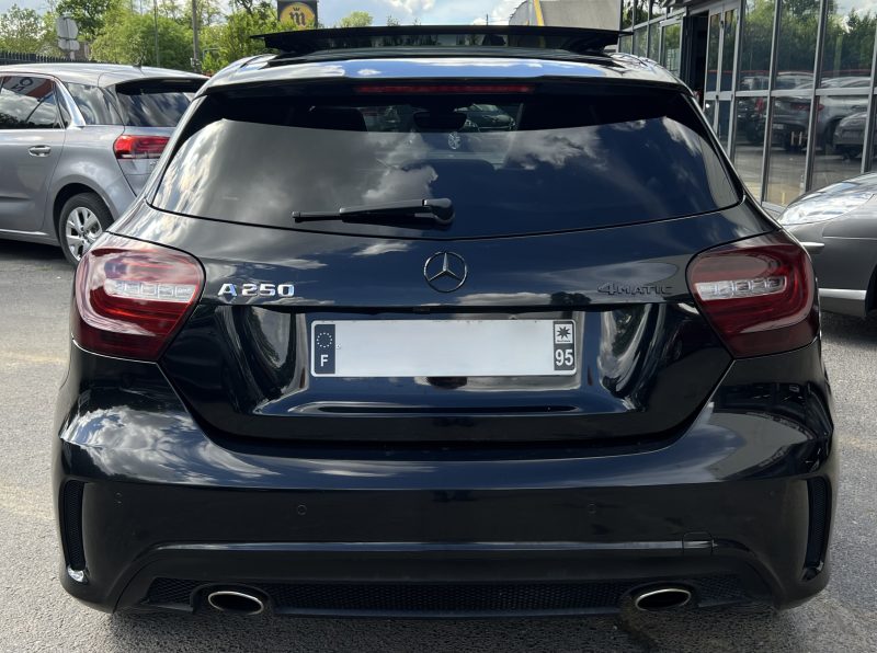 MERCEDES CLASSE A III 250 4MATIC FASCINATION 2.0 211 Cv TOIT OUVRANT APPLE & ANDROID Garantie 1 an