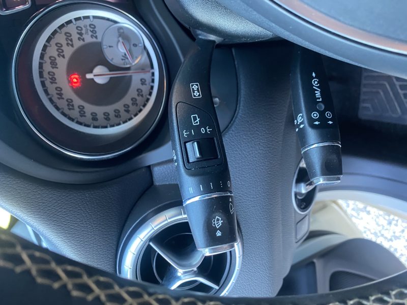 MERCEDES CLA Shooting Brake 2015