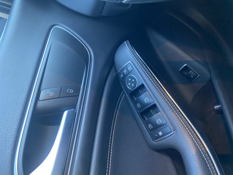 MERCEDES CLA Shooting Brake 2015