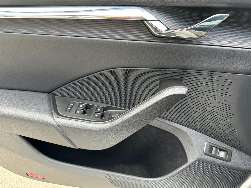 SKODA OCTAVIA 2021 2.0 TDi 150 RS Pack DSG7*VIRTUAL*CAMERA*LED*GPS*