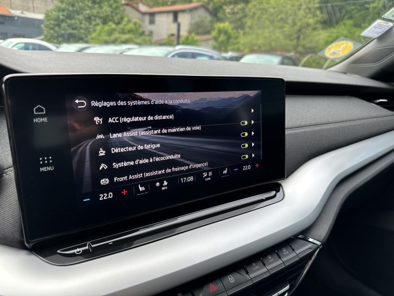 SKODA OCTAVIA 2021 2.0 TDi 150 RS Pack DSG7*VIRTUAL*CAMERA*LED*GPS*