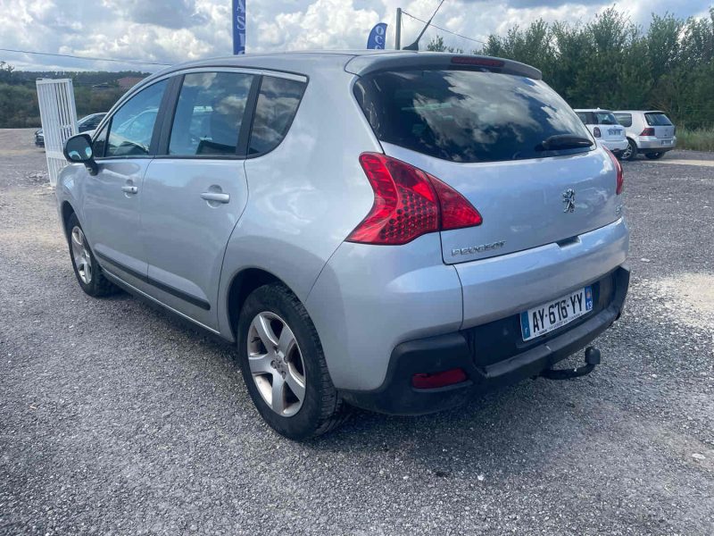 PEUGEOT 3008 2010