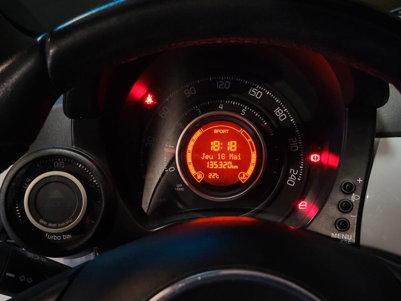 1.4 160 cv 595 ABARTH TURISMO / TOIT OUVRANT / CARPLAY / RADAR 