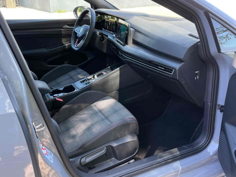 VOLKSWAGEN GOLF 2020
