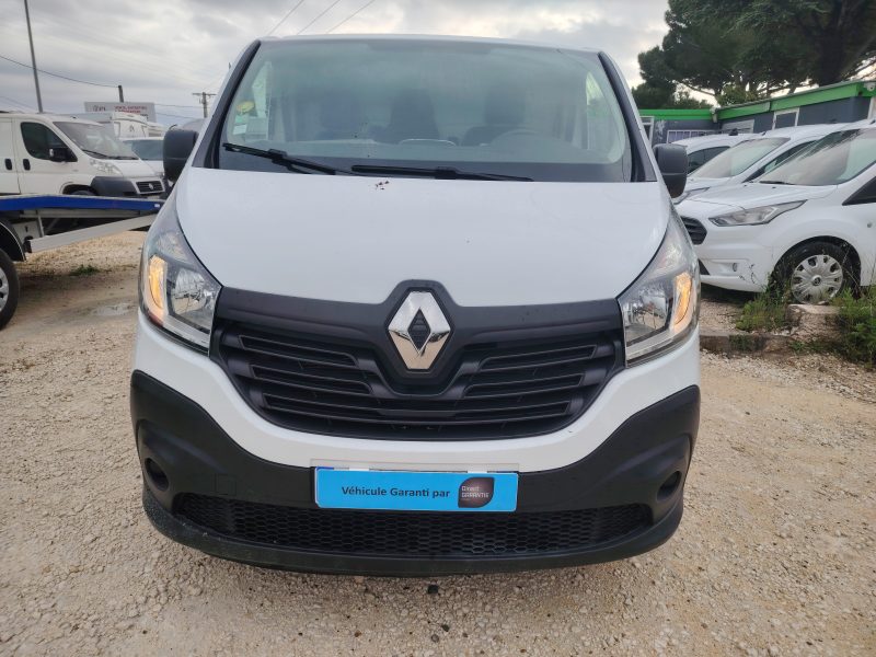 RENAULT TRAFIC III Fourgon 2017 L2H1 120CV 