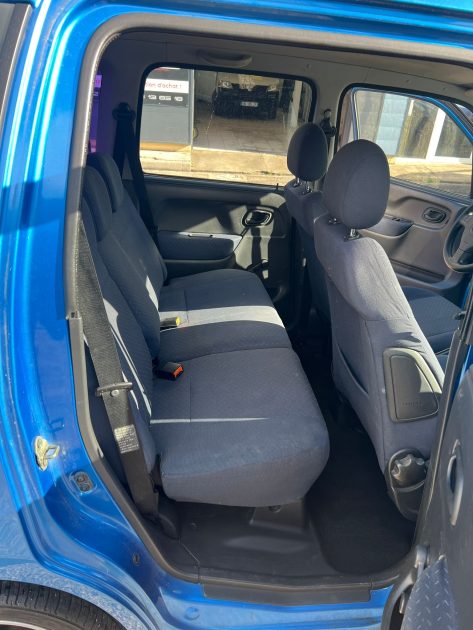 SUZUKI WAGON R+ Berline bicorps trois ou cinq portes 2005