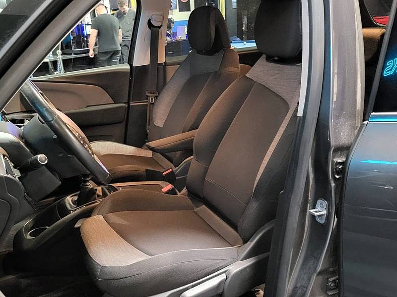 CITROEN C4 SPACETOURER 1.5 BLUEHDI 130 cv SHINE