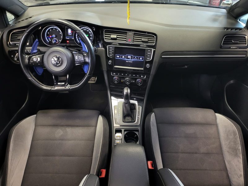 VOLKSWAGEN GOLF VII R 2.0 4motion 300Cv /TOIT OUVRANT+DEMI LIGNE DUPLEX+CARPLAY/