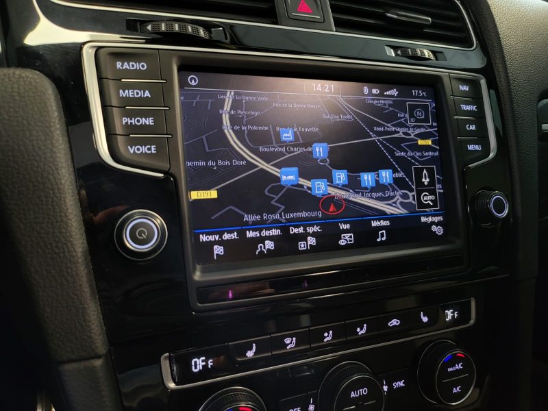 VOLKSWAGEN GOLF VII R 2.0 4motion 300Cv /TOIT OUVRANT+DEMI LIGNE DUPLEX+CARPLAY/