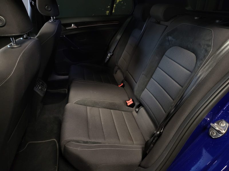VOLKSWAGEN GOLF VII R 2.0 DSG7 4MOTION 300cv / SUIVI VOLKSAWAGEN / TOIT OUVRANT / CAMERA / KEYLESS