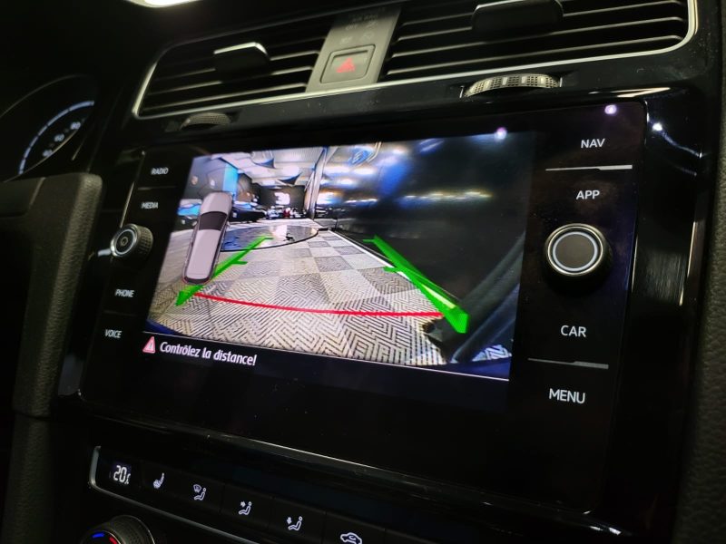 VOLKSWAGEN GOLF VII R 2.0 DSG7 4MOTION 300cv / SUIVI VOLKSAWAGEN / TOIT OUVRANT / CAMERA / KEYLESS