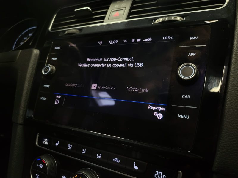 VOLKSWAGEN GOLF VII R 2.0 DSG7 4MOTION 300cv / SUIVI VOLKSAWAGEN / TOIT OUVRANT / CAMERA / KEYLESS