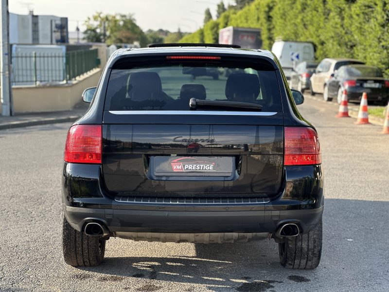 PORSCHE CAYENNE 2004
