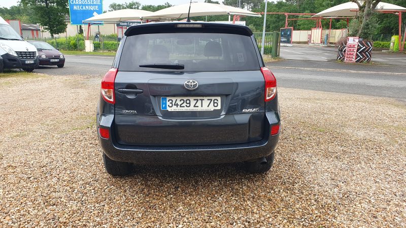TOYOTA RAV 4 III 2007