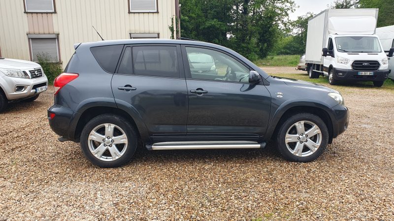 TOYOTA RAV 4 III 2007