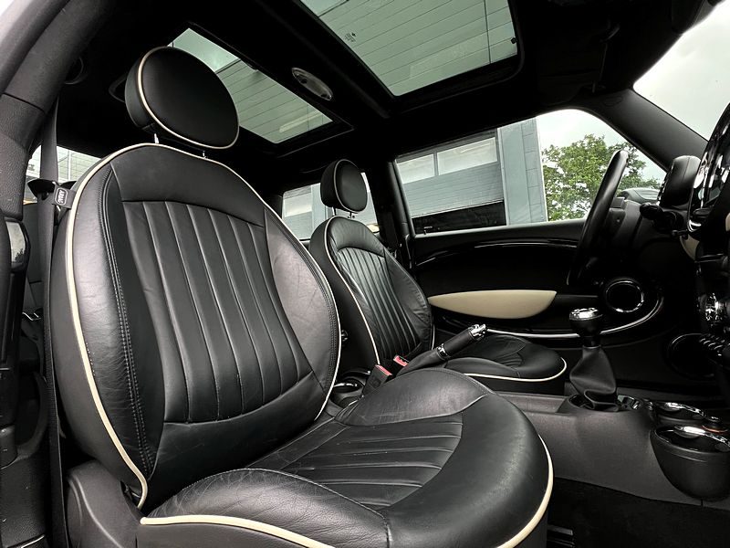 MINI MINI COOPER R56 II PHASE 2 CHILI 1.6 122 1ERE MAIN TOIT OUVRANT CUIR CRIT AIR 1 - Garantie 1 an