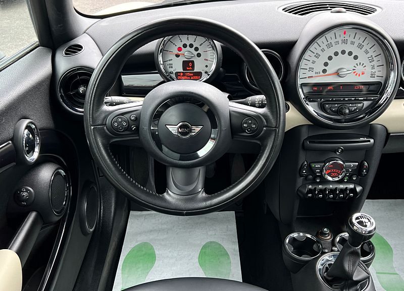 MINI MINI COOPER R56 II PHASE 2 CHILI 1.6 122 1ERE MAIN TOIT OUVRANT CUIR CRIT AIR 1 - Garantie 1 an