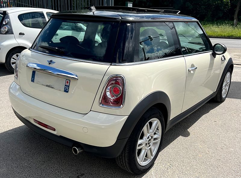 MINI MINI COOPER R56 II PHASE 2 CHILI 1.6 122 1ERE MAIN TOIT OUVRANT CUIR CRIT AIR 1 - Garantie 1 an
