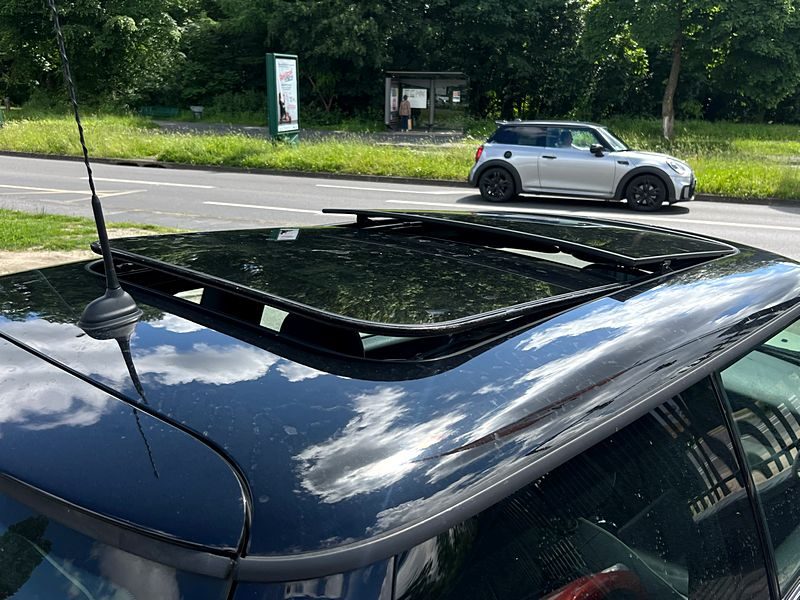 MINI MINI COOPER R56 II PHASE 2 CHILI 1.6 122 1ERE MAIN TOIT OUVRANT CUIR CRIT AIR 1 - Garantie 1 an