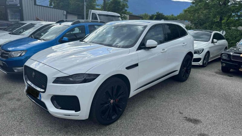 JAGUAR F-PACE 2016 3.0 SDV6 AWD 300cv S TOIT PANO REPRISE POSSIBLE