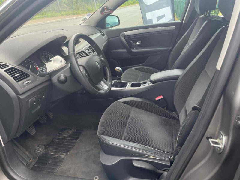 RENAULT LAGUNA III Grandtour 2.0DCI 131CV