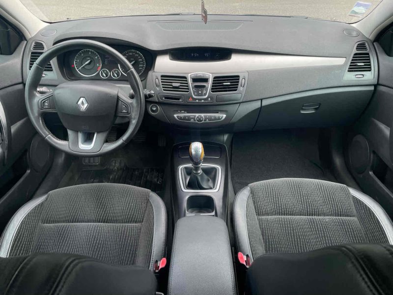 RENAULT LAGUNA III Grandtour 2.0DCI 131CV