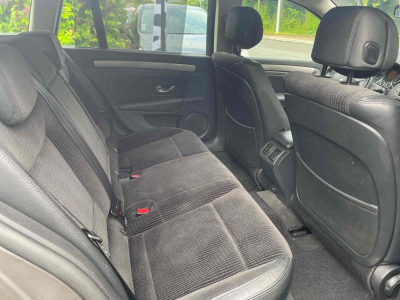 RENAULT LAGUNA III Grandtour 2.0DCI 131CV