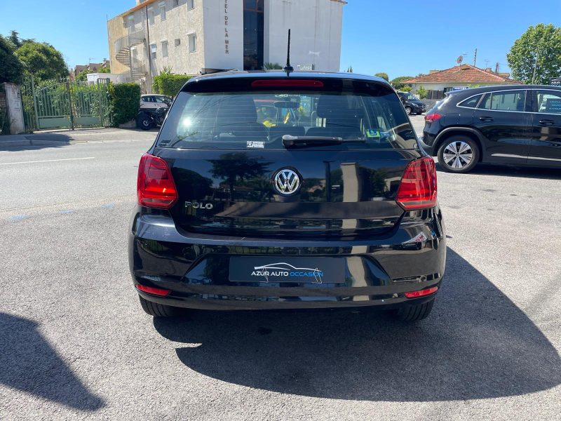 VOLKSWAGEN POLO V 2015