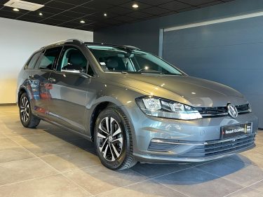 VOLKSWAGEN GOLF  2020