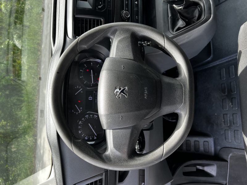 PEUGEOT EXPERT Fourgon 2017