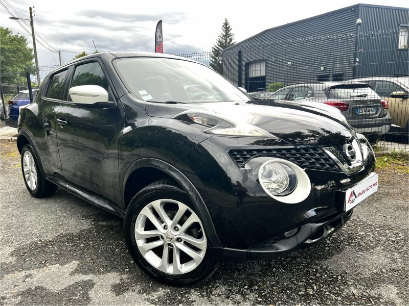 NISSAN JUKE 2015