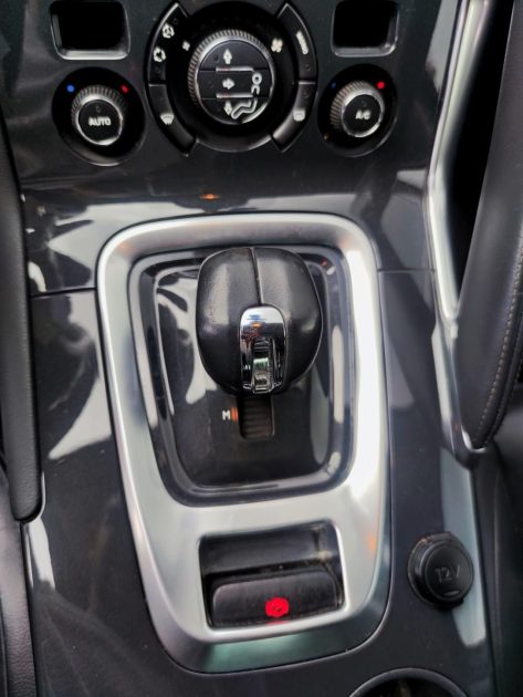 PEUGEOT 3008 Monospace 2012