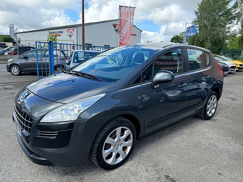 PEUGEOT 3008 1.6 E-DHI 112 "CONFORT PACK"