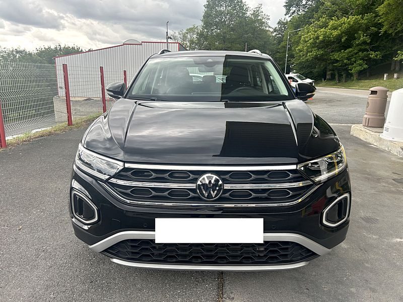 VOLKSWAGEN T-ROC 2023