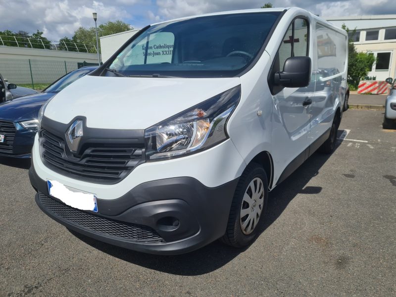 RENAULT TRAFIC III  2017