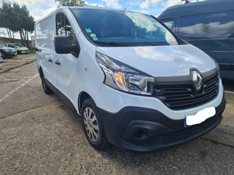RENAULT TRAFIC III  2017
